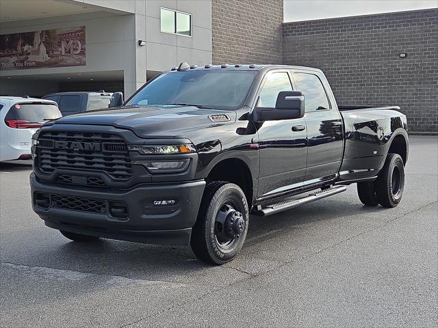 2026 RAM Ram 3500 RAM 3500 TRADESMAN CREW CAB 4X4 8 BOX