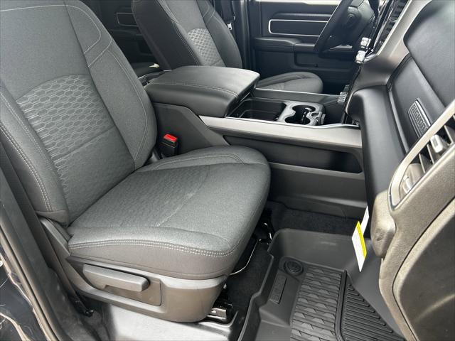 2026 Ram 3500 Big Horn Crew Cab 4x4 6'4" Box