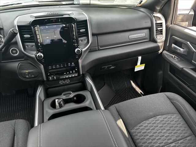 2026 Ram 3500 Big Horn Crew Cab 4x4 6'4" Box