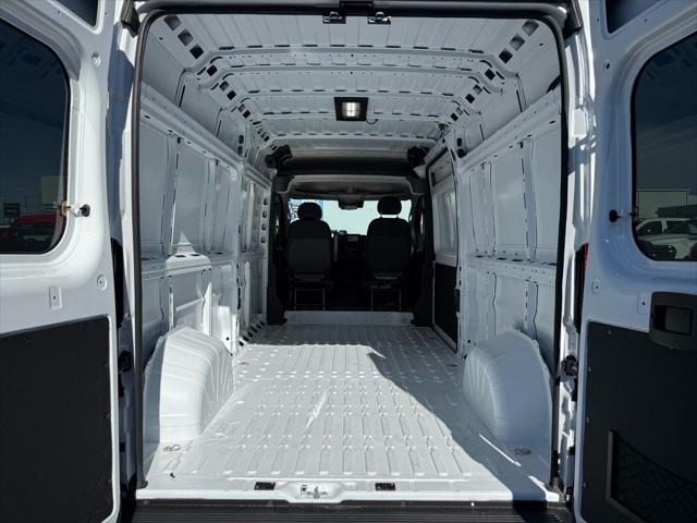 2026 Ram ProMaster Cargo Van Tradesman High Roof 159" WB w/Pass Seat