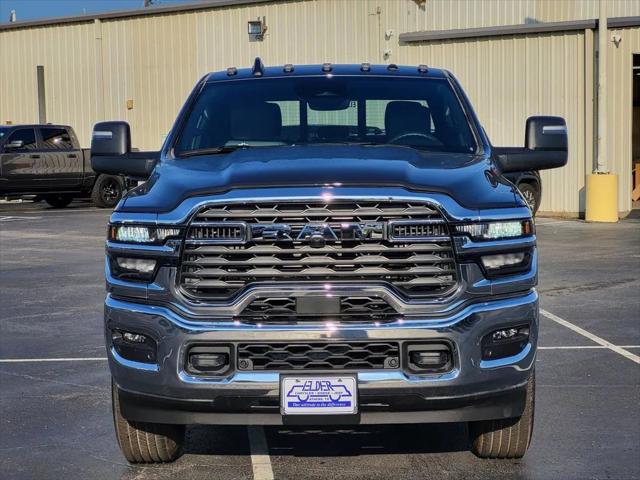 2026 RAM Ram 2500 RAM 2500 TRADESMAN CREW CAB 4X4 64 BOX