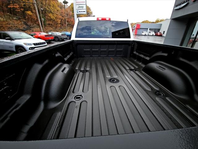 2026 Ram 3500 Big Horn Crew Cab 4x4 8' Box