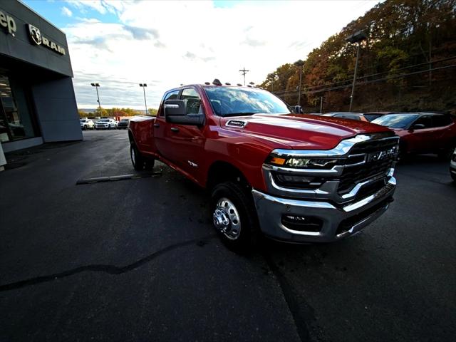 2026 Ram 3500 Big Horn Crew Cab 4x4 8' Box