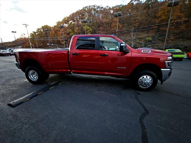 2026 Ram 3500 Big Horn Crew Cab 4x4 8' Box