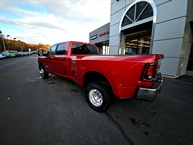 2026 Ram 3500 Big Horn Crew Cab 4x4 8' Box