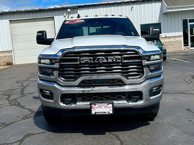 2026 RAM Ram 3500 RAM 3500 TRADESMAN CREW CAB 4X4 64 BOX 2026 RAM Ram 3500 RAM 3500 TRADESMAN CREW CAB 4X4 64 BOX