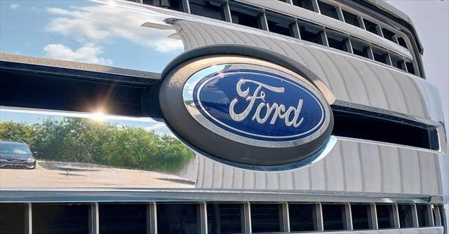 2018 Ford F-150 XLT 2018 Ford F-150 XLT