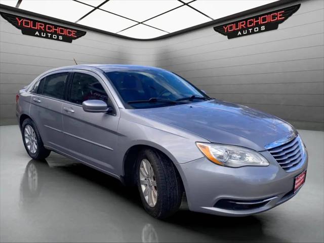 2014 Chrysler 200 Touring