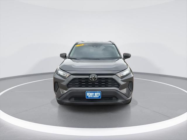 2020 Toyota RAV4 LE 2020 Toyota RAV4 LE