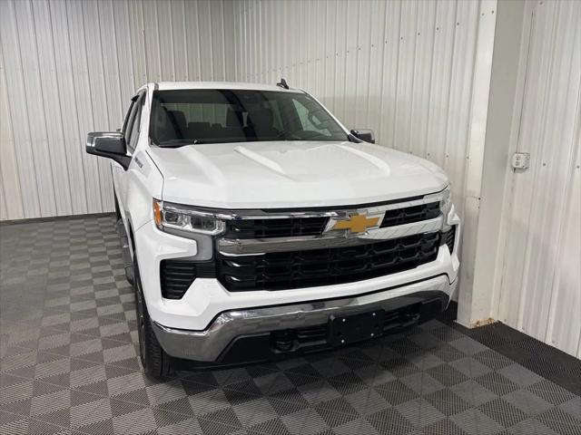 2022 Chevrolet Silverado 1500 4WD Crew Cab Short Bed LT with 2FL