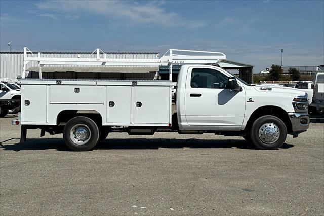 2025 RAM Ram 3500 Chassis Cab RAM 3500 TRADESMAN CHASSIS REGULAR CAB 4X4 84 CA 2025 RAM Ram 3500 Chassis Cab RAM 3500 TRADESMAN CHASSIS REGULAR CAB 4X4 84 CA
