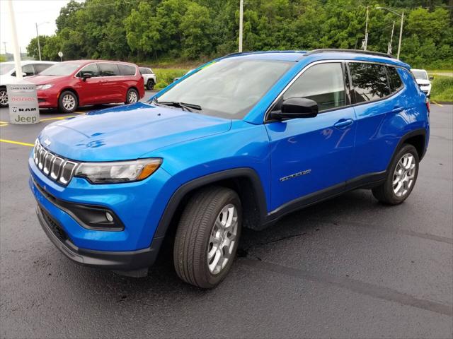 2022 Jeep Compass Latitude Lux 4x4 2022 Jeep Compass Latitude Lux 4x4