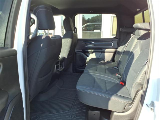 2022 Ram 1500 Big Horn Crew Cab 4x4 5'7" Box