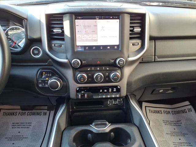 2022 Ram 1500 Big Horn Crew Cab 4x4 5'7" Box
