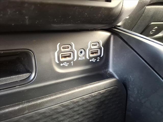 2022 Ram 1500 Big Horn Crew Cab 4x4 5'7" Box