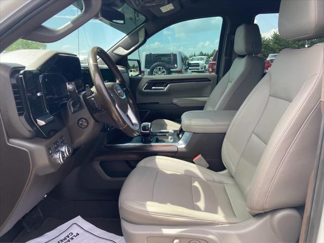 2023 GMC Sierra 1500 4WD Crew Cab Short Box SLT