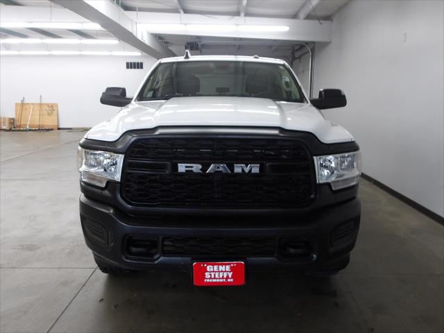 2020 RAM 2500 Tradesman Crew Cab 4X4 8 Box