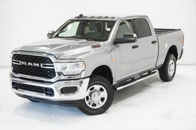 2022 RAM 2500 Big Horn Crew Cab 4x4 64 Box