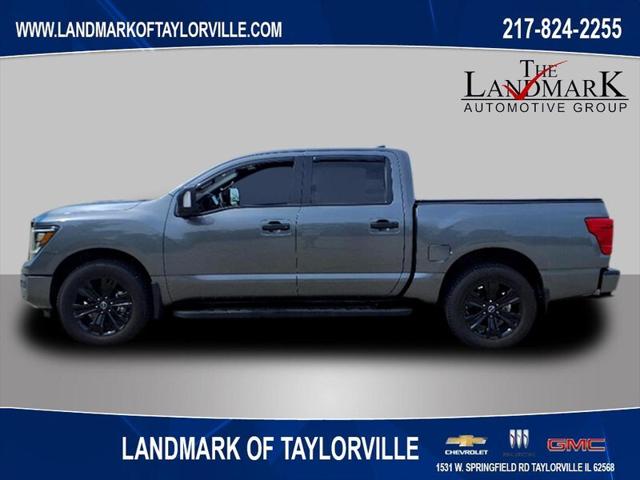 2024 Nissan TITAN Crew Cab SV 4x4