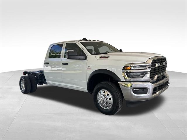 2025 RAM 3500 Chassis Tradesman/Big Horn