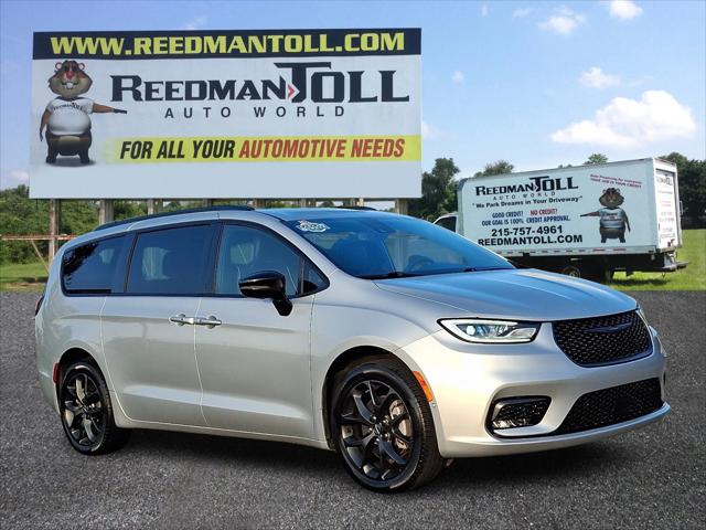 2023 Chrysler Pacifica Limited AWD