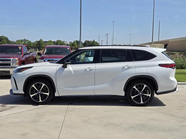 2022 Toyota Highlander XSE