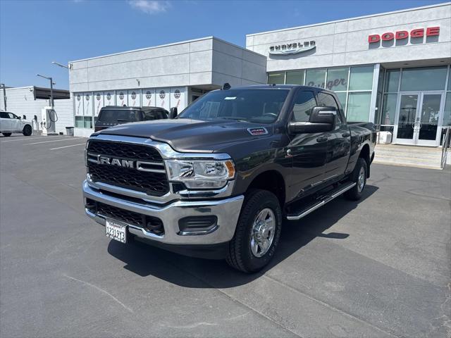 2024 RAM 2500 Tradesman Crew Cab 4x4 64 Box