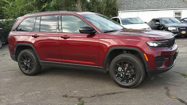 2024 Jeep Grand Cherokee Altitude 4x4 2024 Jeep Grand Cherokee Altitude 4x4