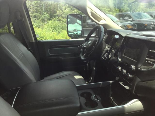 2020 RAM 2500 Big Horn Crew Cab 4X4 64 Box