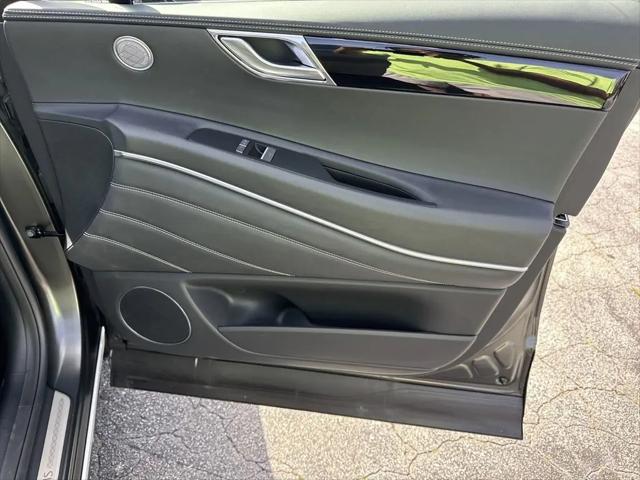 2025 Genesis GV80 2.5T Standard AWD