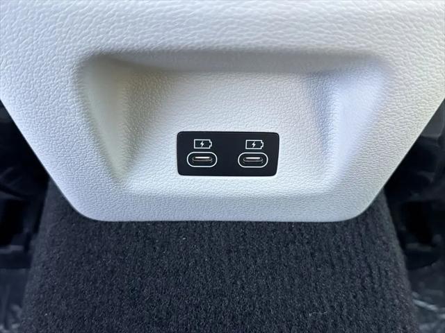 2025 Genesis G70 2.5T RWD