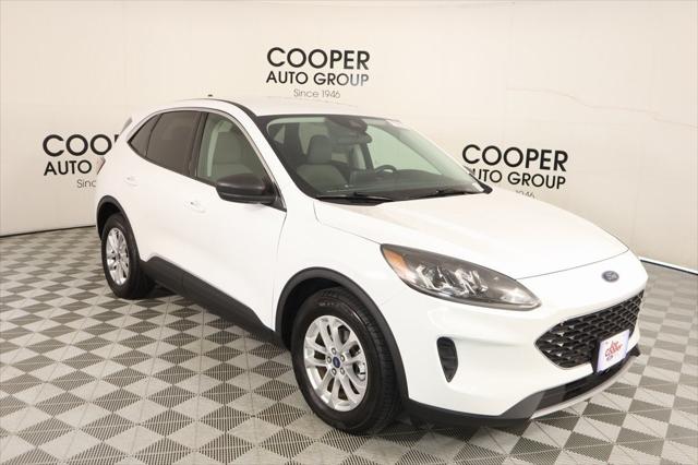 2022 Ford Escape SE Hybrid
