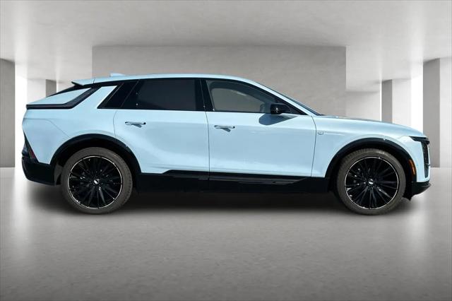 2025 Cadillac iQ Sport w/1SF