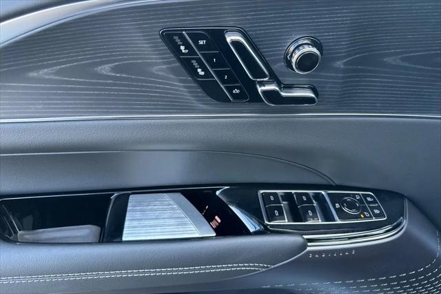 2025 Cadillac iQ Sport w/1SF