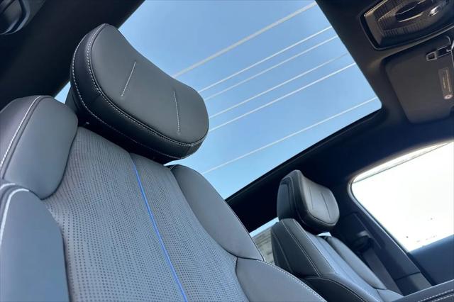 2025 Cadillac iQ Sport w/1SF