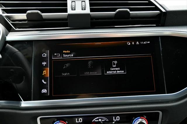 2025 Audi Q3 Premium 45 TFSI S line quattro Tiptronic