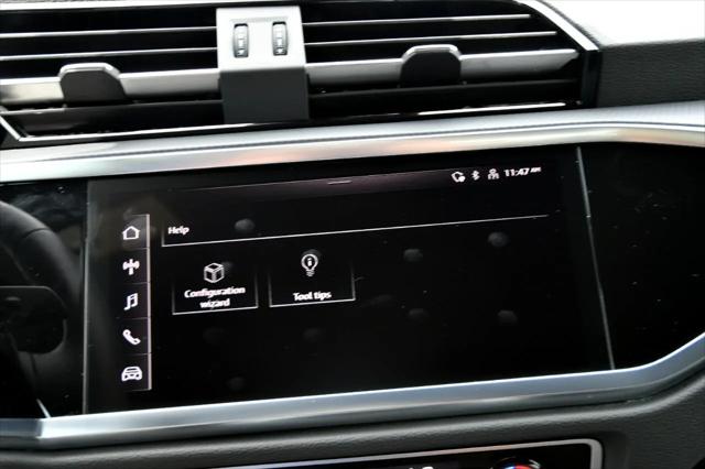 2025 Audi Q3 Premium 45 TFSI S line quattro Tiptronic