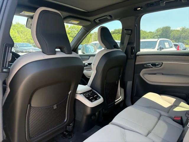 2026 Volvo XC90 Plus, B6 AWD Gas (mild hybrid), Gasoline, Bright, 7 Seats