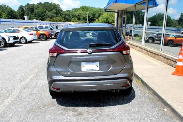 2023 Nissan Kicks S Xtronic CVT