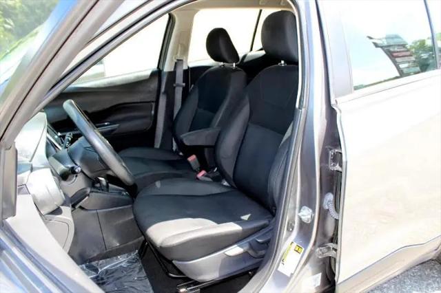 2023 Nissan Kicks S Xtronic CVT
