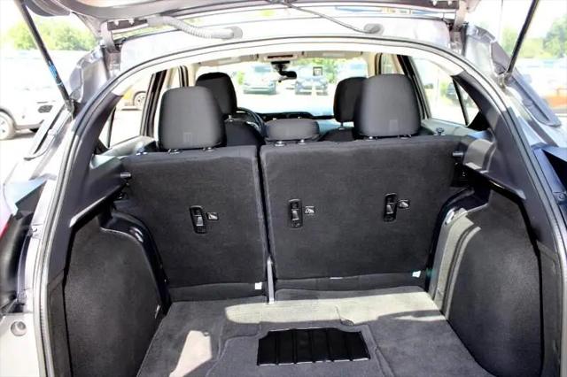 2023 Nissan Kicks S Xtronic CVT