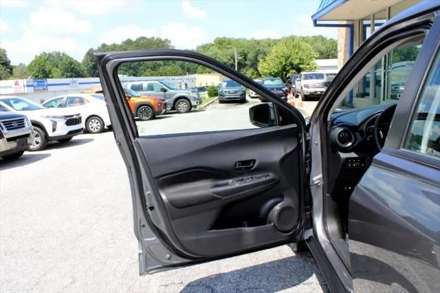 2023 Nissan Kicks S Xtronic CVT