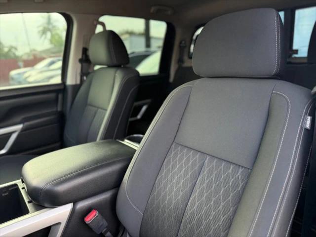 2018 Nissan Titan SV