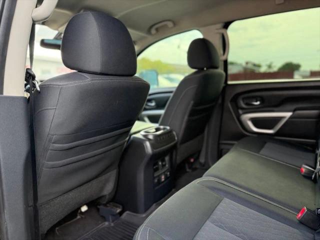 2018 Nissan Titan SV