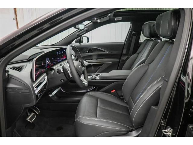 2026 Cadillac iQ V-Series w/1SV
