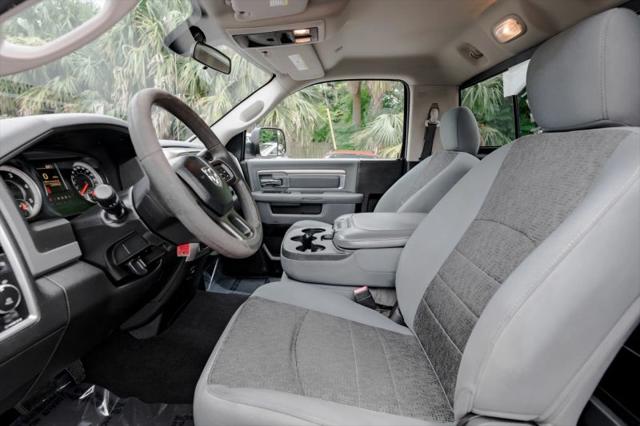 2018 Ram 3500 SLT Regular Cab 4x2 8' Box