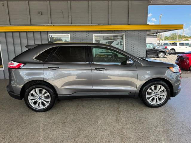 2021 Ford Edge Titanium