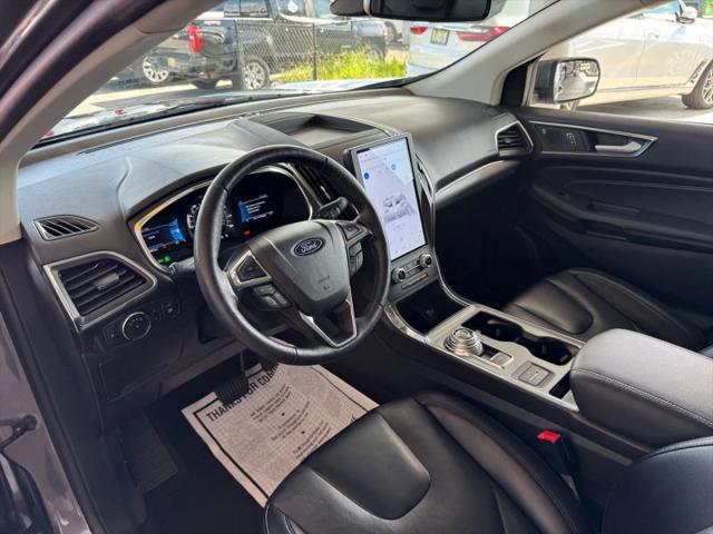 2021 Ford Edge Titanium