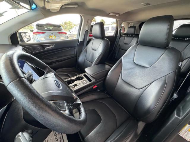 2021 Ford Edge Titanium