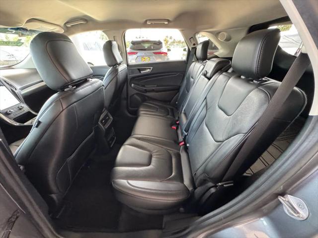 2021 Ford Edge Titanium